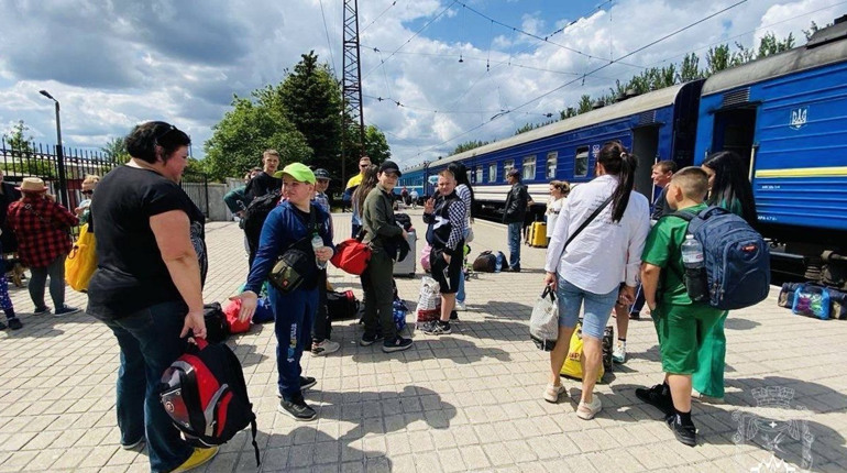 Знову по непарних на Рівненщину: визначено графік евакуації потягом з Покровська у червні