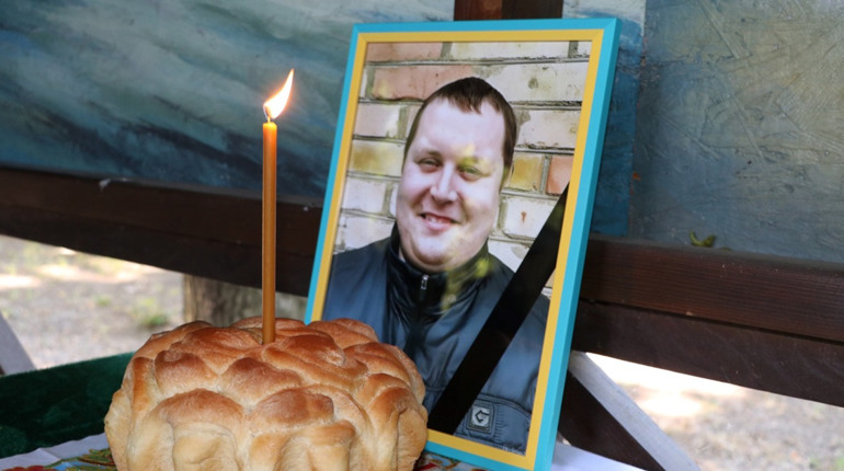 Нікополь прощається з Олексієм Беляцьким: воїн 24-ї бригади "Айдар" загинув у бою