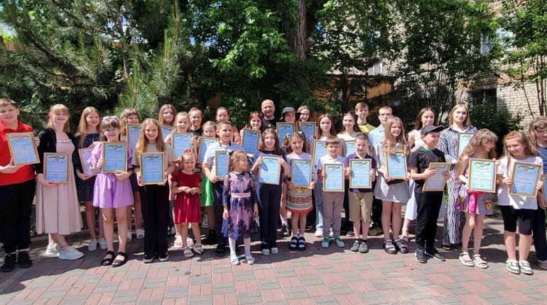 У Гуляйпільській громаді 81 переможець конкурсів і олімпіад: їх привітали грошовими нагородами