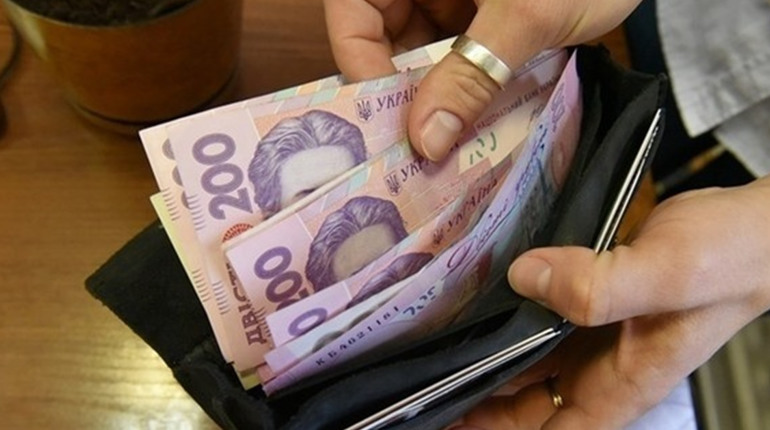 Працівники бюджетних організацій на окупованій Херсонщині перестануть отримувати зарплату
