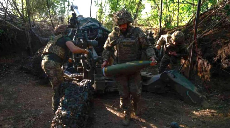 На Сватівському напрямку ЗСУ знищили у росіян три танки, бойову броньовану машину та автомобіль