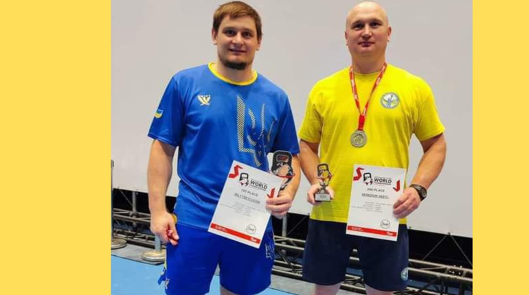 Спортсмен з Покровської громади здобув дві золоті медалі на чемпіонаті світу з гирьового спорту