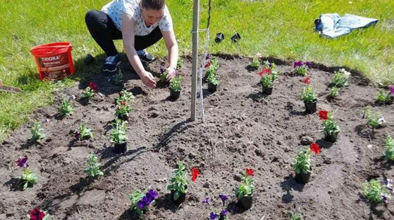 Жителі Баничів власноруч привели до ладу територію рідного села