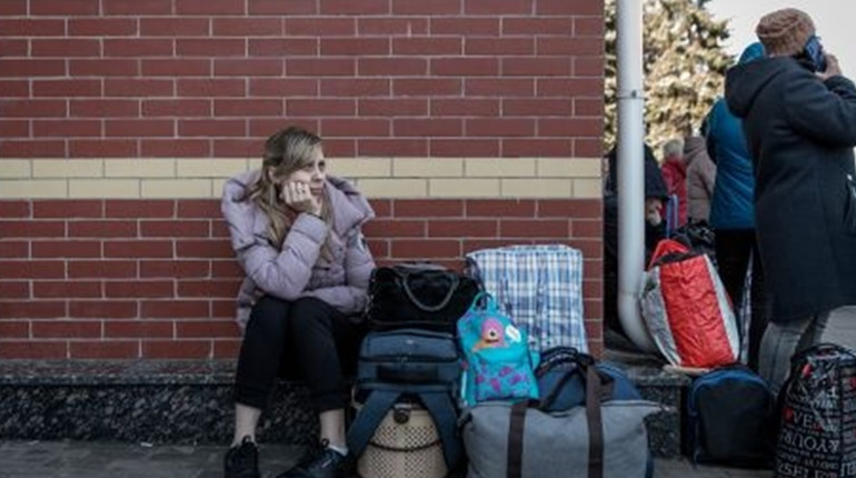 Просто неба. На Луганщині російські окупанти продовжують відбирати житло в українських власників