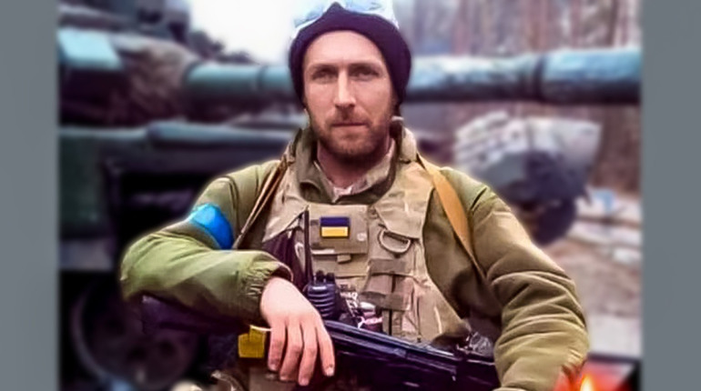 Б'ючи ворога на Харківщині, загинув житель Ржищева Володимир Боровець. Його поховають у Македонах