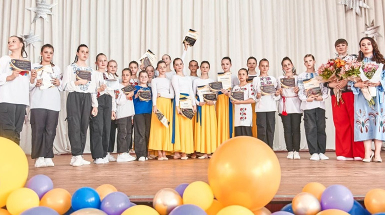 "ВІЛЬНА УКРАЇНА"