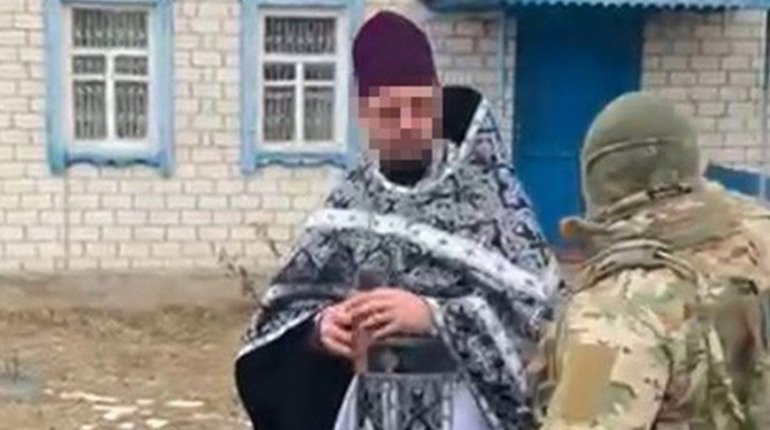 Священника-зрадника із Ямполя обміняли й відправили в росію