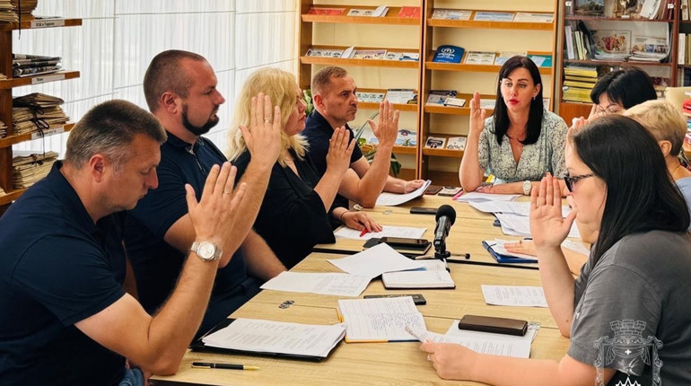 У Покровську призначено стипендії для 30 обдарованих учнів. Який розмір заохочень