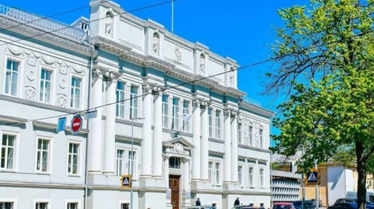 У Чернігові скликають позачергову сесію міської ради: на порядку денному 56 питань