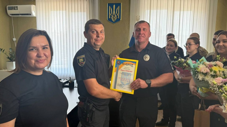 Поліційних Волноваського району привітали з Днем поліції України. Фото