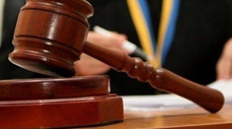 У Глухові на блокпосту нетверезий мотоцикліст пропонував поліцейським 10 000 хабара, а отримав вирок