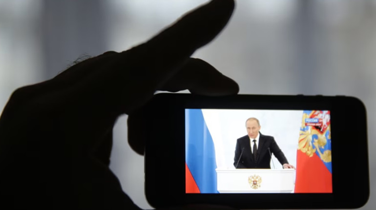 "З Росією - навіки". Агітаторка з Луганщини потрапила в поле зору кримінального кодексу України
