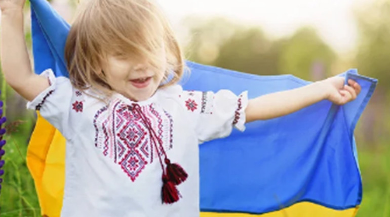 Щоденник війни. Тиждень сто сімнадцятий.Біда, коли боїшся говорити своєю мовою, тримати свій прапор