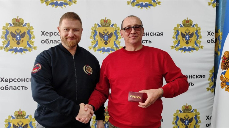 Інтернет-жарт коштував посади: начальника окупаційного інформвідділу Каховки усунули з посади