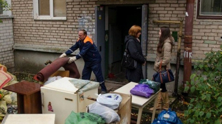 "Націоналізація" житла. На Луганщині окупанти по-новому "віджимають" житло у законних власників