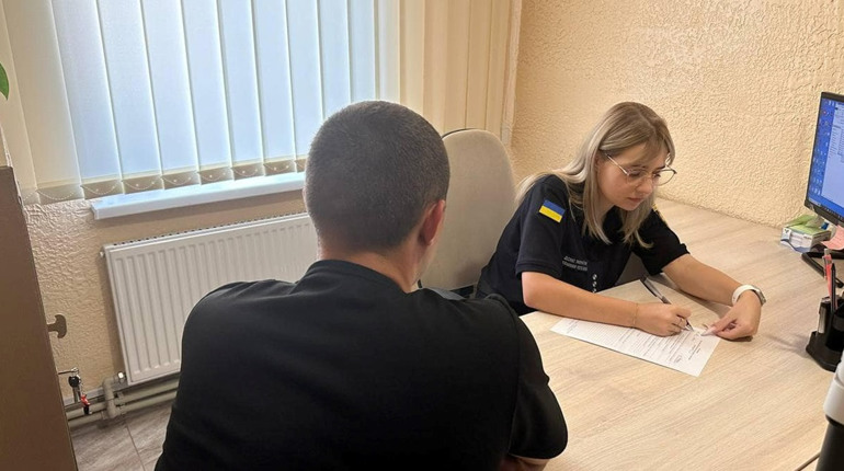 На Одещині знайшли і покарали паліїв сухої трави: вони сплатять штрафи від 3000 до 6000 гривень