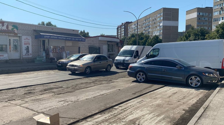Чи задоволені южноукранці ремонтом доріг, що нещодавно стартував у місті? Опитування
