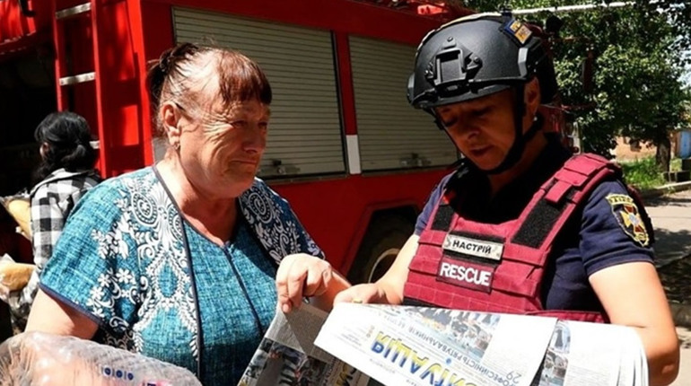 Кожного тижня привозимо гуманітарку. Як бійці ДСНС допомагають жителям Гуляйполя