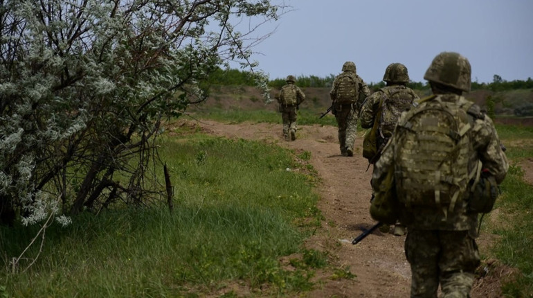 Росіяни скинули дві авіабомби на Бурлацьке — огляд ситуації по Волноваському району на 17 липня