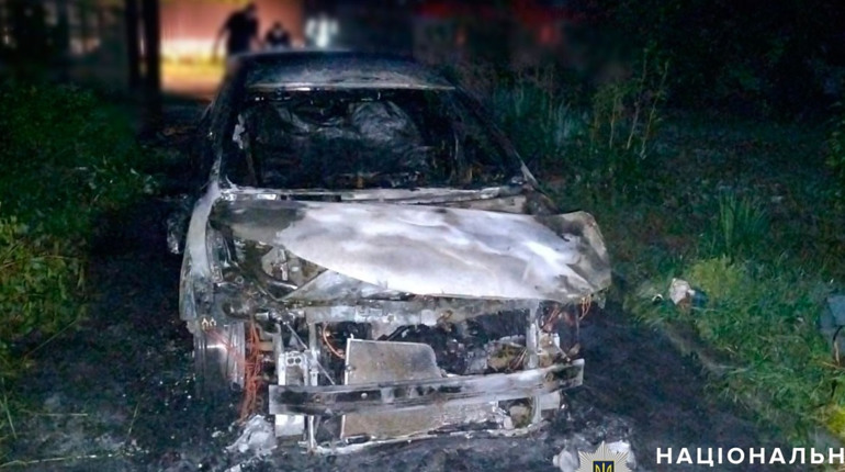 Поліця розслідує загоряння автомобіля громадської активістки із Гадяча