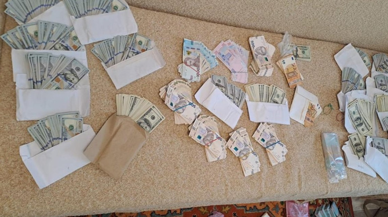 Вилучено 31 млн грн від злочинної групи у Запоріжжі, що продавала фіктивні документи