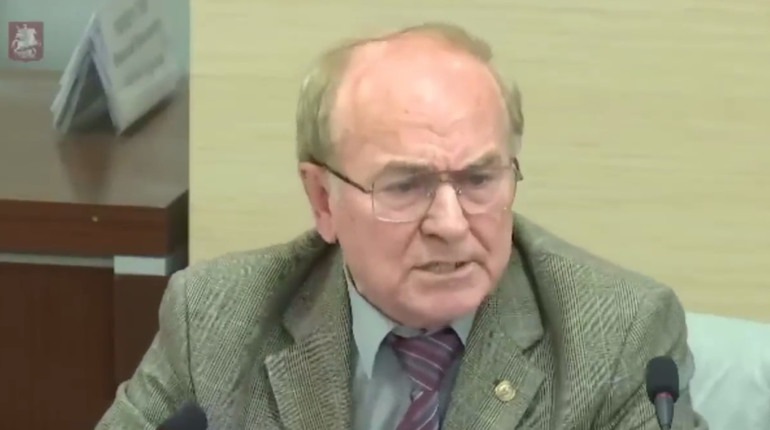 «Дітей не пальцем роблять, а всі, хто роблять, опиняються в степу під Херсоном»: про що ця істерика
