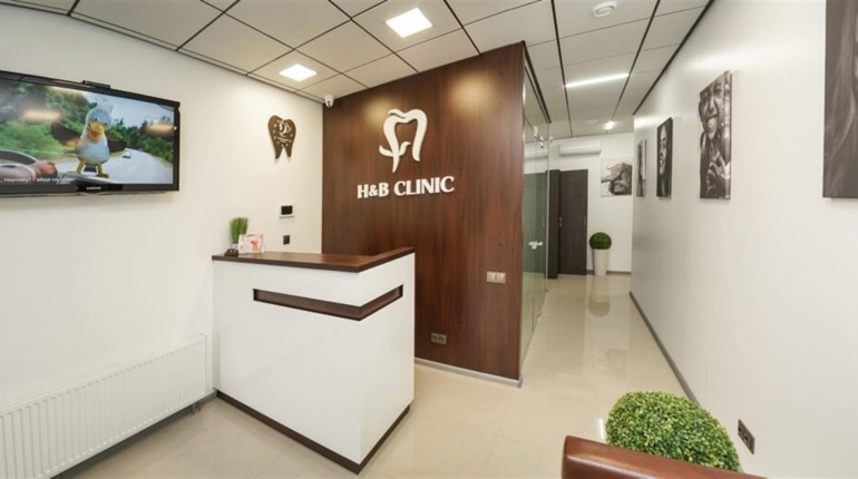 Стоматологічна клініка H&B Clinic на Відрадному