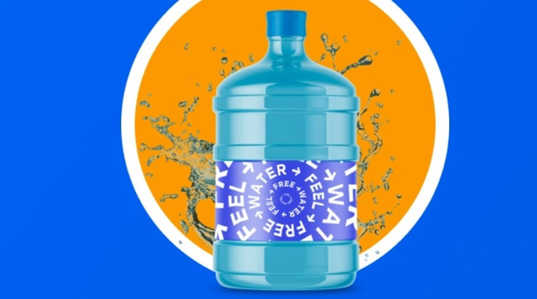 Чи зручно замовляти воду в бутилях для дому? Чиста вода від Feel Free Water