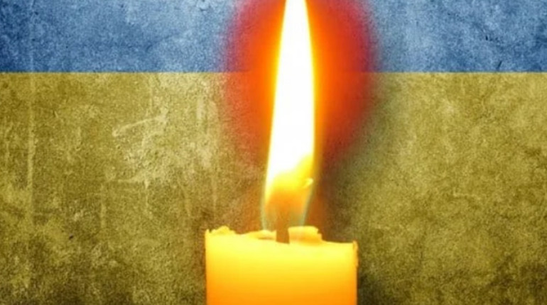 Болить за кожного: Старокостянтинівська громада попрощається із Героєм російсько-української війни