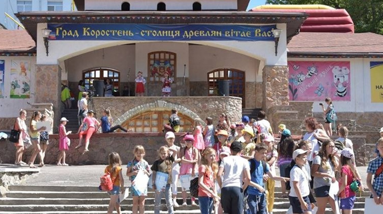 Для дітей-переселенців з Луганщини 7 серпня проведуть оглядову екскурсію. Як записатися
