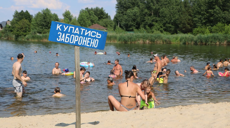 У водоймі Лозівського району виявлено аденовіруси. Що це таке і що потрібно знати