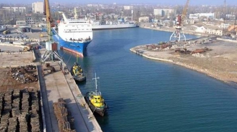 Окупаційна влада Херсонщини не може відновити роботу портів, як обіцяла. Що сталося