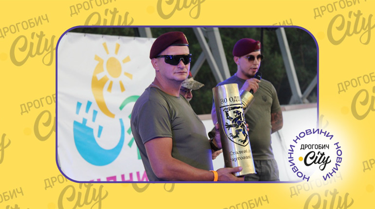 У Східниці на Дні селища зібрали 170 тисяч: частину коштів використають на рації для військових