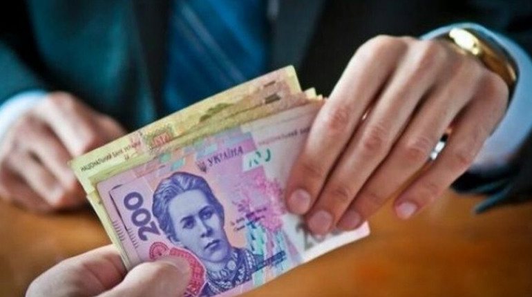 Був напідпитку і пропонував гроші: житель Кременецького району може опинитись за ґратами