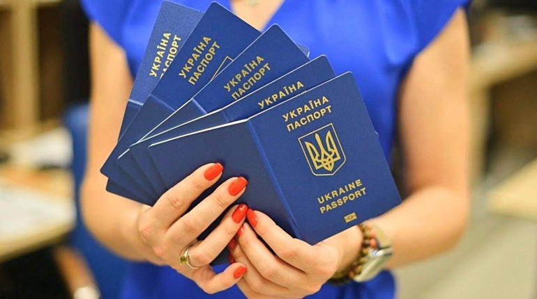 У Глухові тимчасово не працює відділ Міграційної служби через відсутність світла