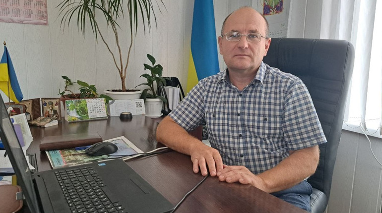 Вимикатимуть світло — буде дистанційка: інтерв’ю із очільником відділу освіти Станіславом Бутенком