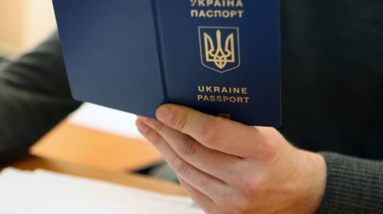 Глухівський відділ міграційної служби відновив роботу