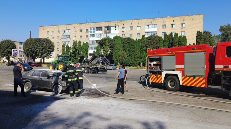 У Мені горіла автівка. Причина – розгерметизації паливної системи автомобіля