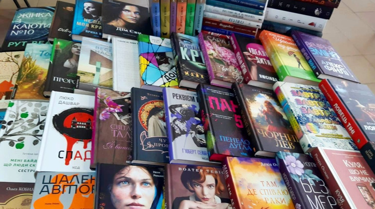 Нові книжки у Майстрівській бібліотеці: сучасна література чекає на вас