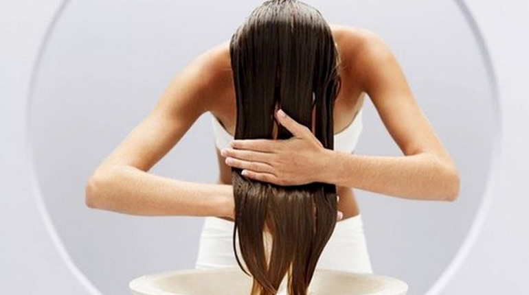 Павутинка для волосся: Що це таке і як вона може змінити вашу укладку