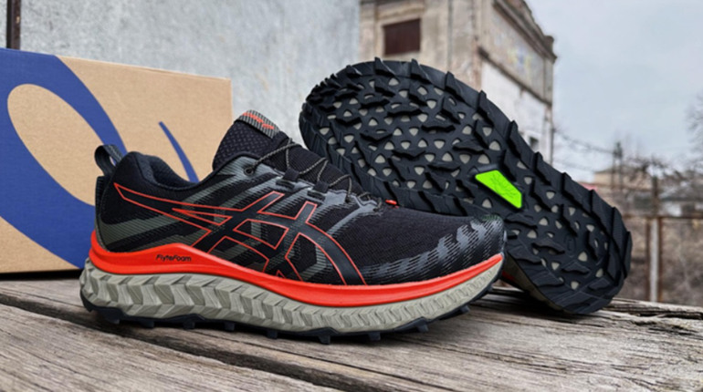 Як вибрати чоловічі кросівки Asics?