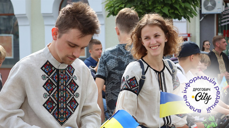 “Це об'єднує нашу спільноту”: у Дрогобичі відбувся велопробіг з нагоди Дня Державного прапора
