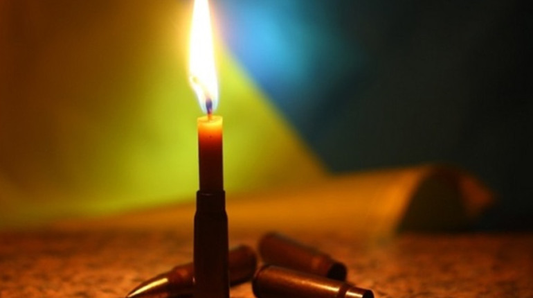 Звягель прощатиметься із загиблим Віталієм КРАВЧЕНКОМ