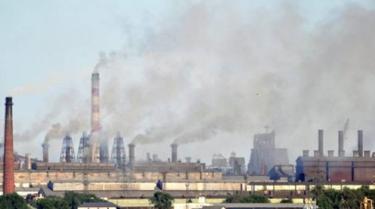 У Запоріжжі знову виявили перевищення норм забруднення повітря. У яких районах цього разу