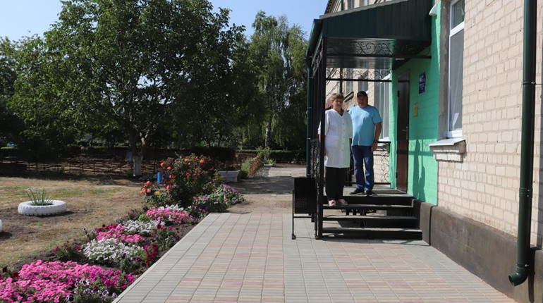 У Лозівській громаді запрацював оновлений ФАП. Де лікуватимуть людей в належних умовах