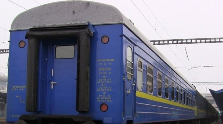 “Укрзалізниця” з 1 вересня припиняє продаж квитків через старий онлайн-сервіс