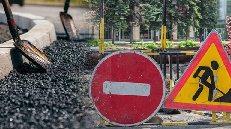 У Лозовій візьмуться за дороги. На яких вулицях заплановано поточний ремонт