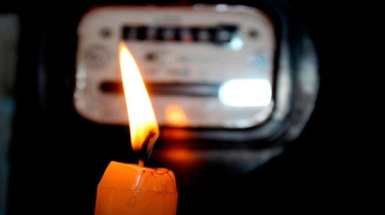 Понад 16 тисяч абонентів у Генічеську залишилися без світла через аварію на підстанції