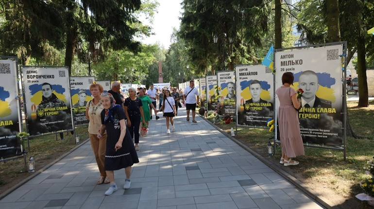 Живі, допоки пам’ятаємо: відбувся скорботний реквієм "Ангели Пам’яті"