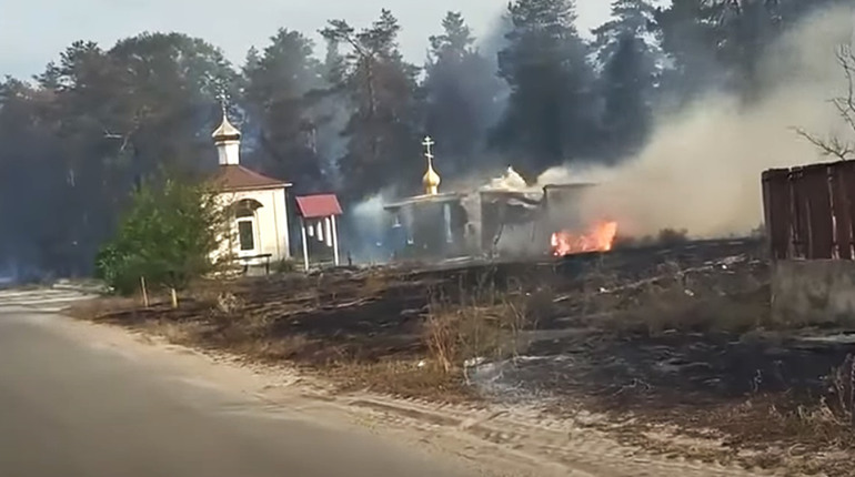 Луганщина у вогні. Палають будинки - окупанти оголосили про найвищий рівень пожежної небезпеки